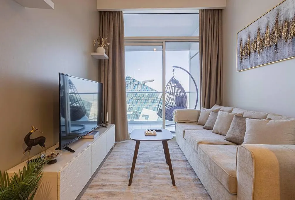 Axinite - Brand New! Warm Cozy 1 Bed High Floor Downtown Dubai Canal View